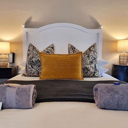 The Merino Guest House Beaufort Wes Buitenkant foto